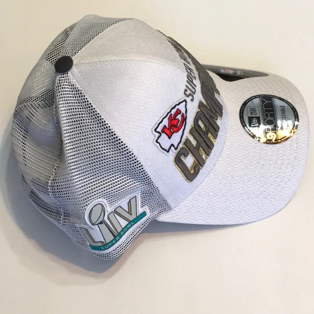 NFL Kansas City Chiefs ‘Super Bowl Champions’ New Era SnapBack Hat. - Picture 3 of 6